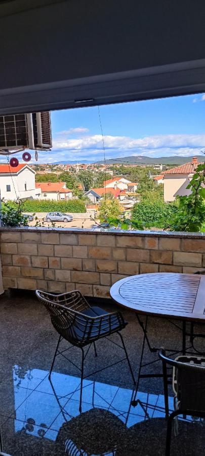 Apartment Tin Krk Town Luaran gambar
